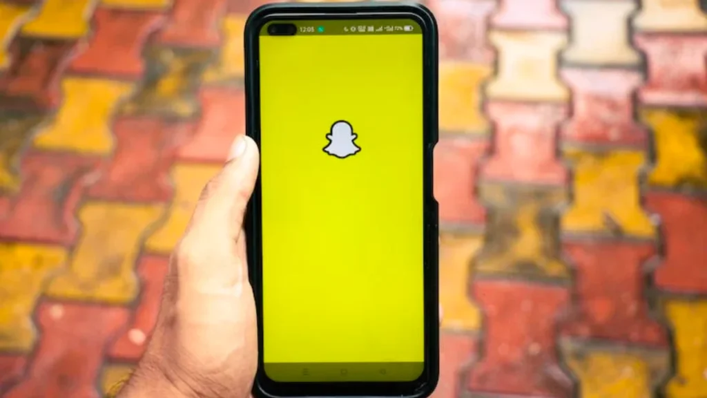 snap map's, Does It Turn Off When Phone Dies, snapchat